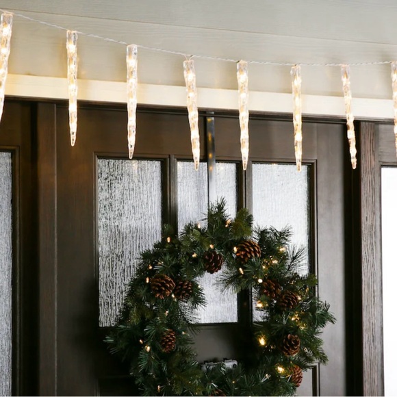GE Color Choice Dual Color Warm White / Multi-Color 20 Ct LED Ice Icicle Lights - Picture 5 of 8